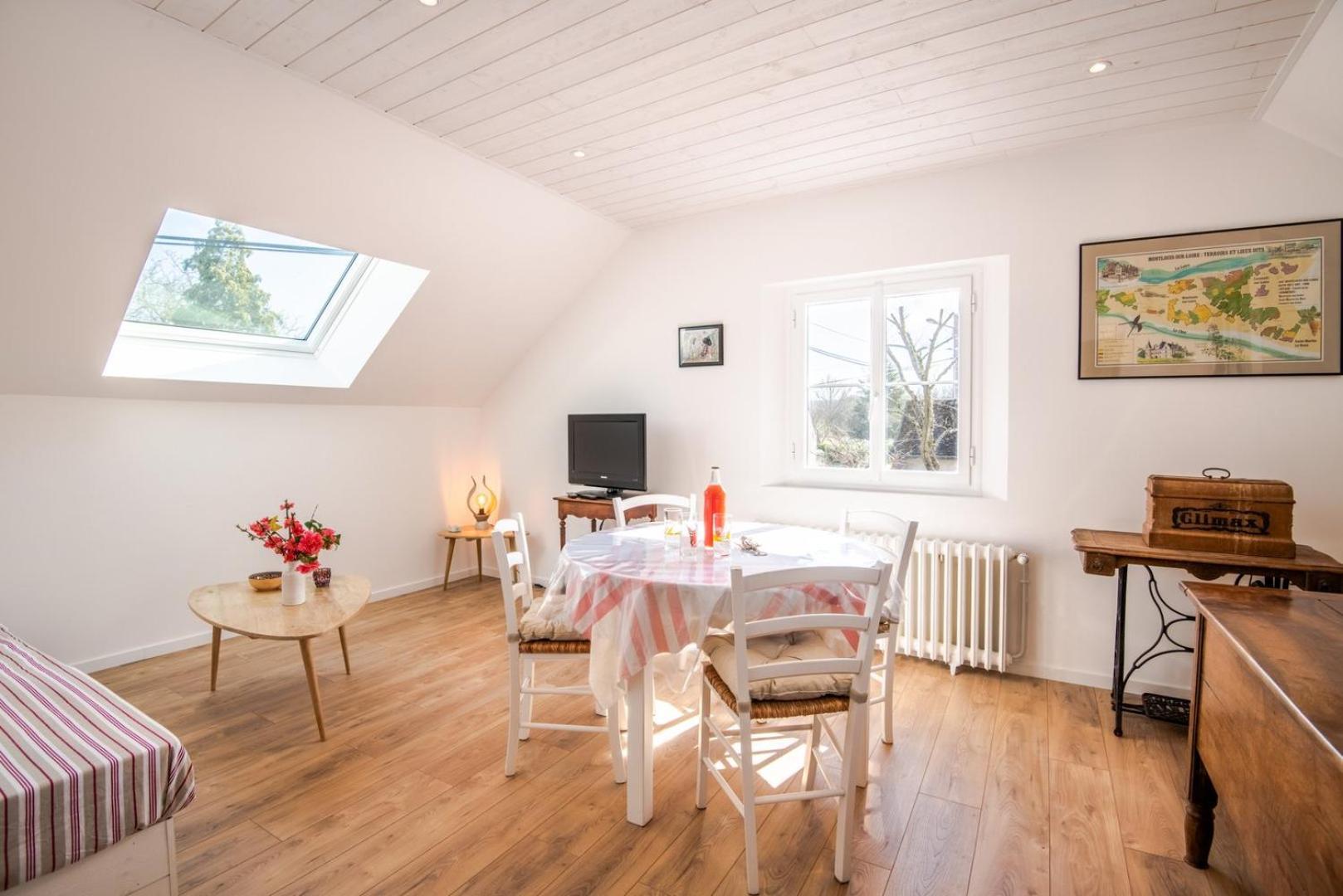 Le Relais De L'Ormeau - Charmant Gite Pour 4 Pers. Lussault-sur-Loire ภายนอก รูปภาพ